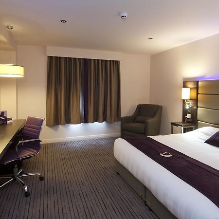 Premier Inn Dunfermline Extérieur photo