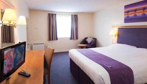 Premier Inn Dunfermline Extérieur photo